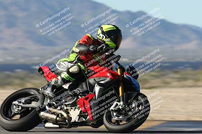 media/Jan-15-2026-Racers Edge (Thu) [[dfebeb70ab]]/3-B Group/Session 1 Turn 8/